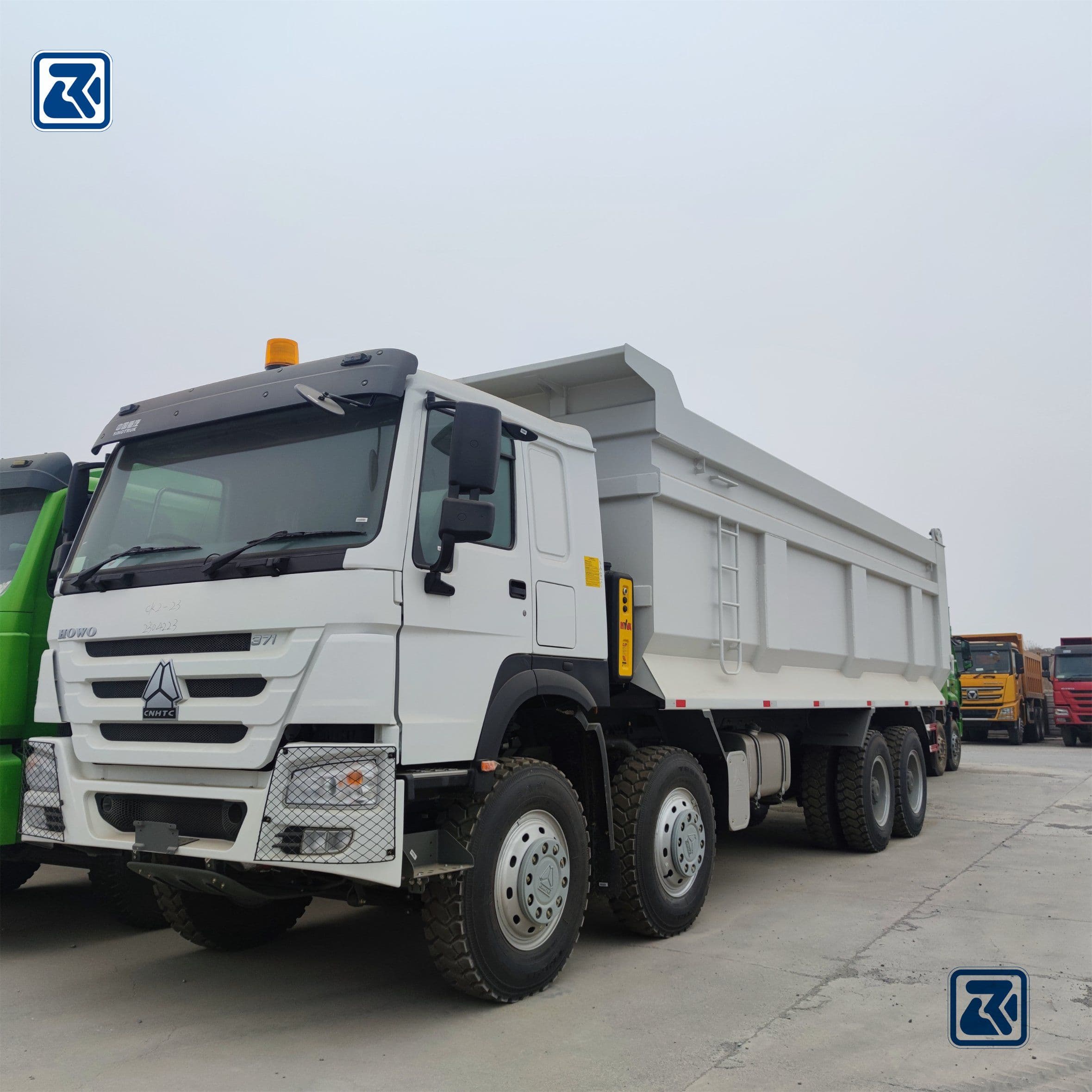 Heavy tipping truck available for hire